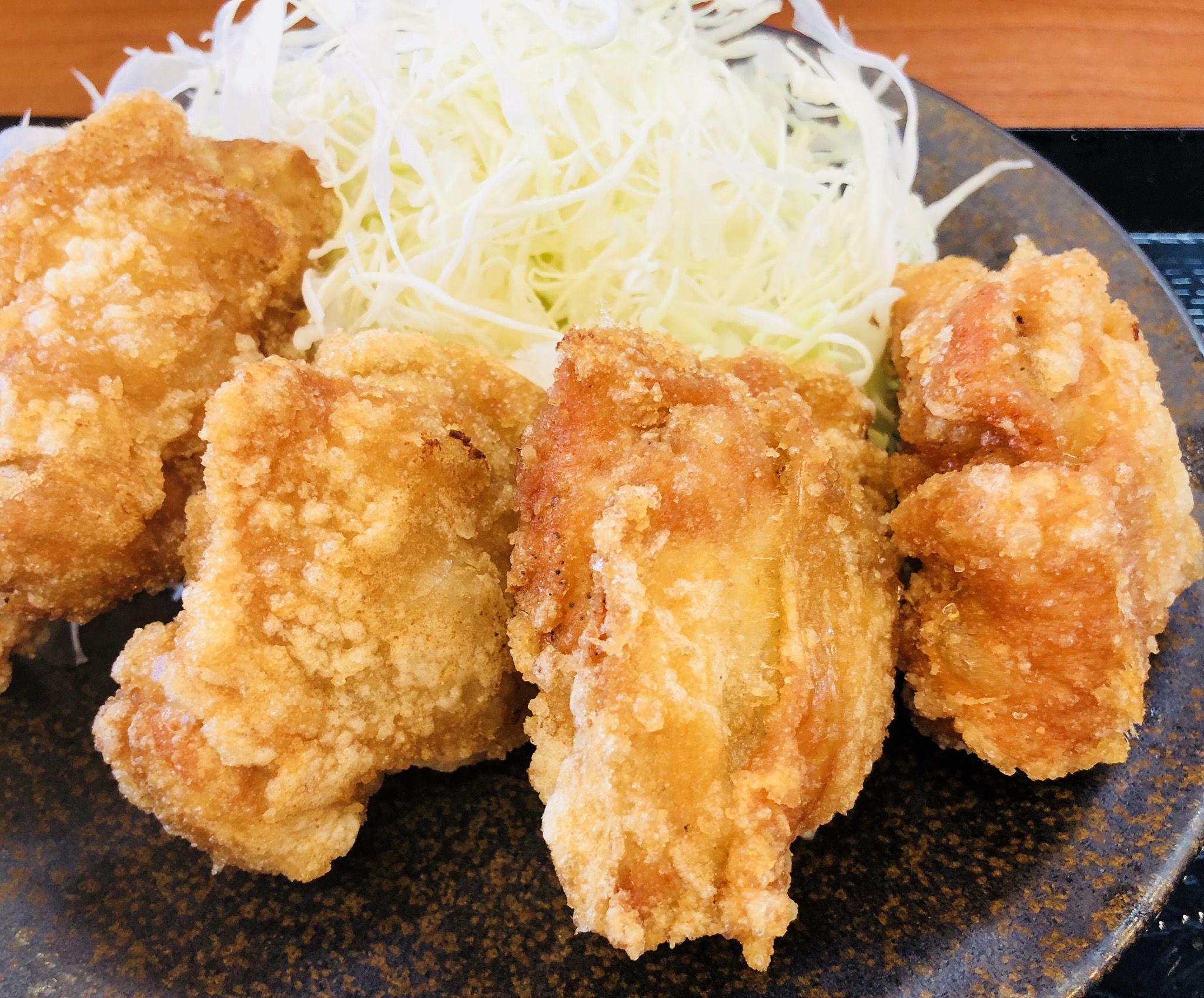唐揚げ専門店「からやま」はコスパが最高！無料でご飯大盛り、塩辛食べ放題！ | 名古屋グルメ ぱるとよ