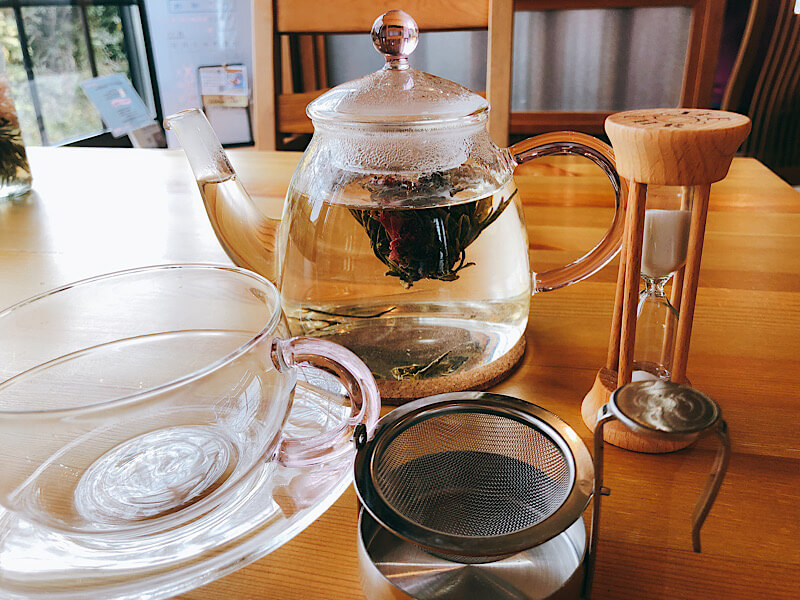 りんりん庵の工芸茶