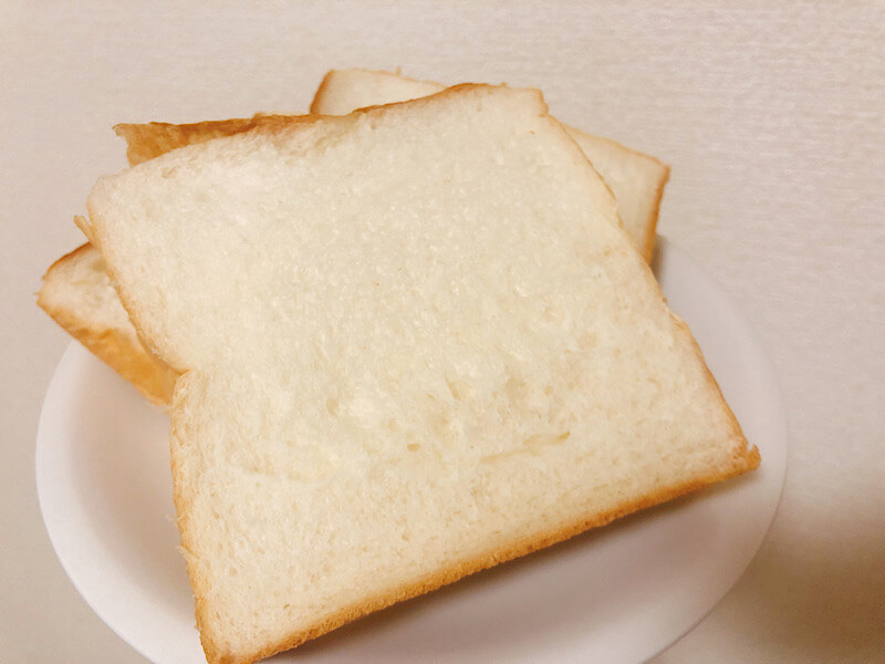 マコパンの食パン