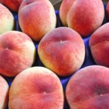 【完全保存版】簡単桃パフェの作り方。品種は何を使う？桃の選び方や切り方も紹介。