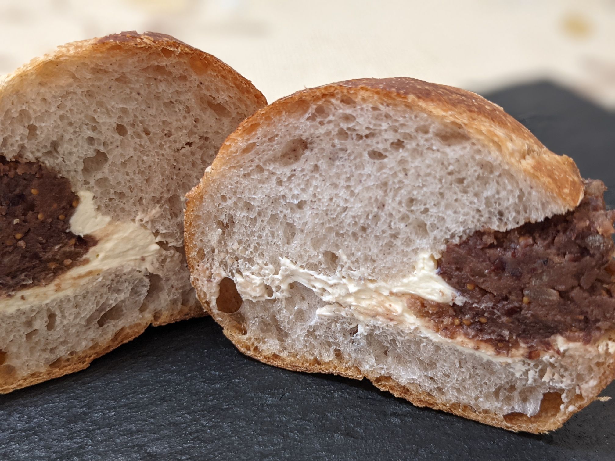 bricotable（ブリコターブル）のパン